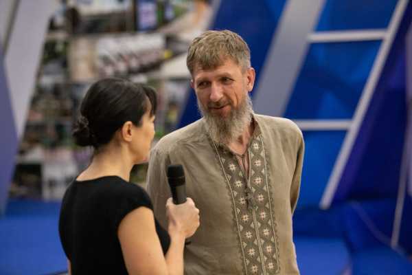 Народні Герої України. Історії справжніх: у столичній мерії презентували особливу книгу про воїнів4