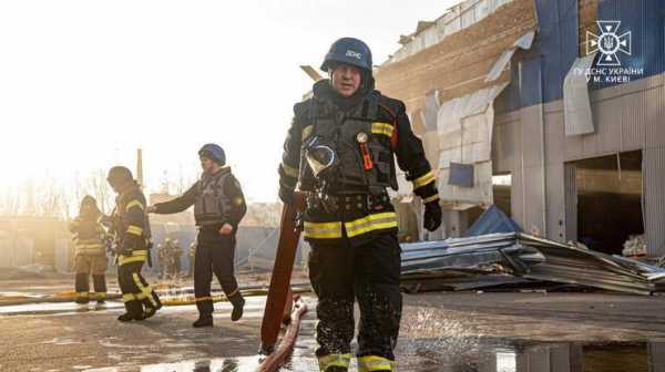 У Києві кількість загиблих внаслідок ракетного удару зросла до 16 (відео)0