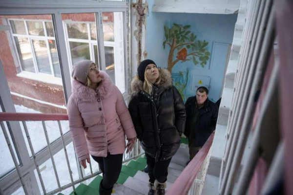 Латвія пообіцяла допомагати Чернігівщині й дотримується обіцянки, — Віцеспікерка Олена Кондратюк разом із Спікеркою Саейми Латвії Дайгою Міерінею відвідали Чернігівську область1