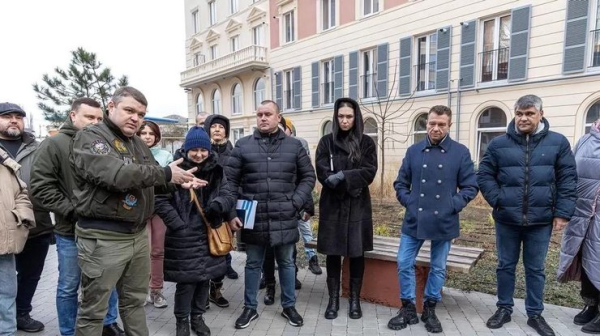 Мешканці одеської багатоповерхівки звернулися до омбудсмена через грабіжницький тариф за електроенергію та готуються до протестів0