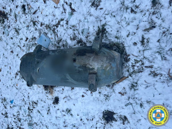 Рятувальники КАРС долучилися до ліквідації наслідків ранкової атаки: евакуювали мешканців і демонтували аварійні конструкції (+фото)15