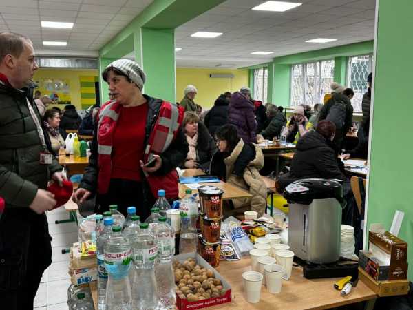 У школах Солом’янського району розгорнули штаби допомоги постраждалим від обстрілу1