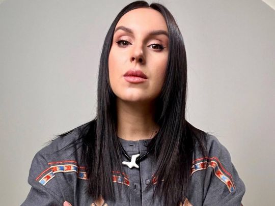 «Два роки втрат, болю, страждань, очікувань та невизначеності»: Джамала розповіла про війну в Україні в документальному фільмі «Голосу Америки»0