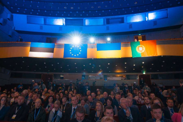 Перший віцеспікер Олександр Корнієнко взяв участь у ІІІ Форумі з відновлення Житомирщини4