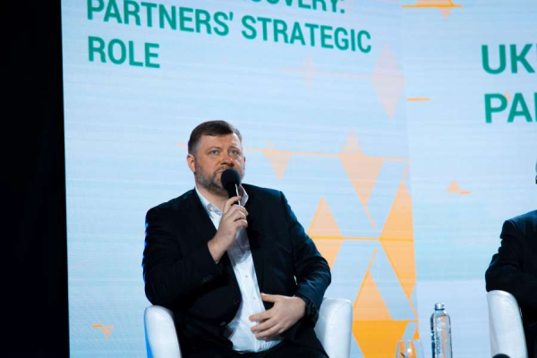 Перший віцеспікер Олександр Корнієнко взяв участь у ІІІ Форумі з відновлення Житомирщини2