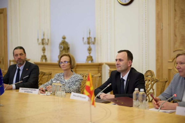 Спікер Парламенту України Руслан Стефанчук зустрівся із Головою Собранія Республіки Північна Македонія Йованом Мітреським2