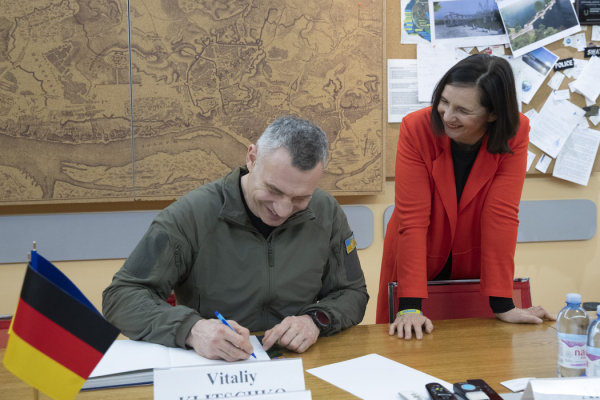 Віталій Кличко зустрівся з віце-президенткою Бундестагу Катрін Ґерінґ-Екардт1
