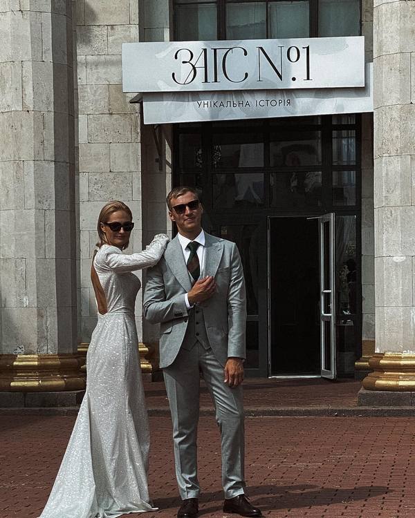 Були разом десять років: ще одна зіркова пара оголосила про розлучення4