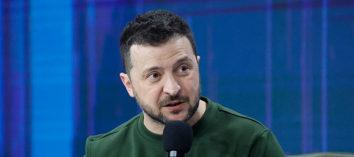 Доповідь Сирського, витрати боєприпасів та будівництво оборони. Зеленський провів Ставку Доповідь Сирського, витрати боєприпасів та будівництво оборони. Зеленський провів Ставку