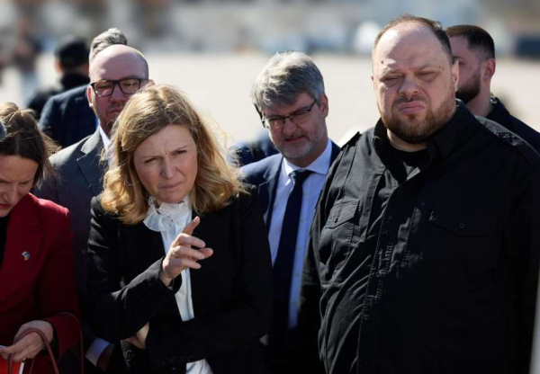 Голова Верховної Ради України Руслан Стефанчук разом із Головою Національних зборів Французької Республіки Яель Брон-Піве відвідали з візитом Одесу1