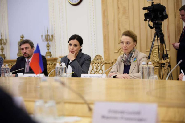 Голова Верховної Ради України Руслан Стефанчук зустрівся із Генеральним секретарем Ради Європи Марією Пейчинович-Бурич та Міністром закордонних справ, освіти та спорту Ліхтенштейну Домінік Гаслер2