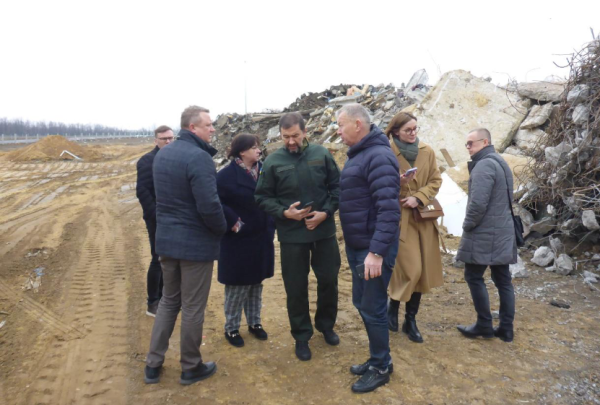 Комітет з питань екологічної політики та природокористування під час виїзного засідання у м. Харків ознайомився з системою управління твердими побутовими відходами4