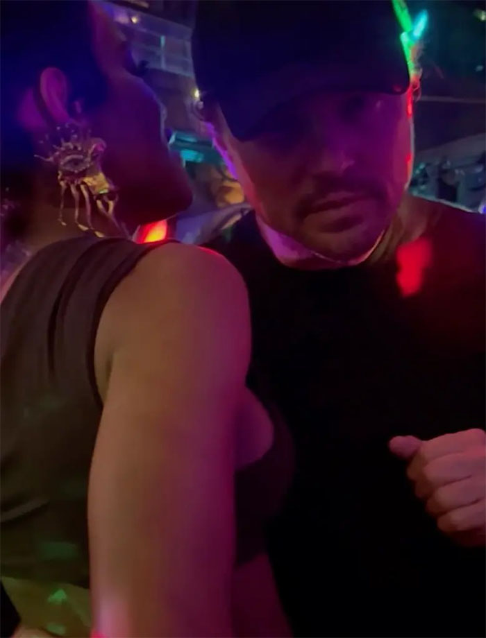 Танок вийшов досить інтимним1