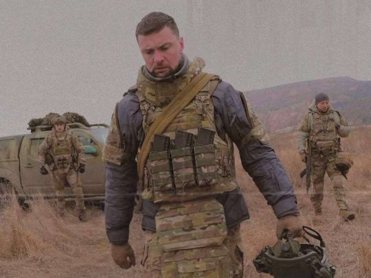 «Ось що несе орда темряви»: Yarmak у потужному кліпі показав наслідки війни0