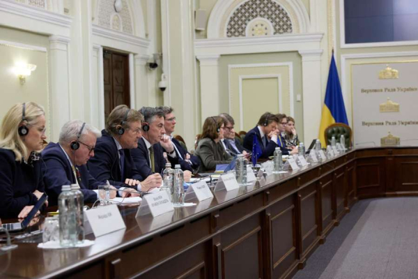 Спікер Парламенту України провів зустріч із делегацією очільників комітетів Європарламенту на чолі із Головою Конференції Голів комітетів ЄП Берндом Ланге та Головою Комітету ЄП із закордонних справ Девідом Макаллістером1