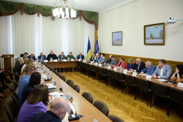 Голова Верховної Ради України взяв участь у круглому столі щодо реалізації  Закону України «Про правотворчу діяльність»1