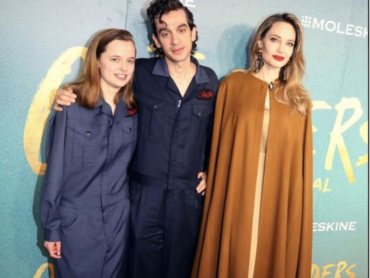 Не Шайло, але теж красуня: Анджеліна Джолі вийшла у світ з донькою Вів’єн0