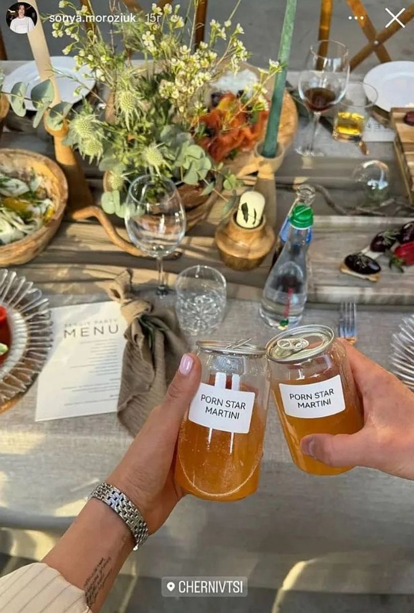 Після скандалу: Соню Морозюк, яка втекла до Чернівців, «застукали» із ймовірним коханцем (фото)1