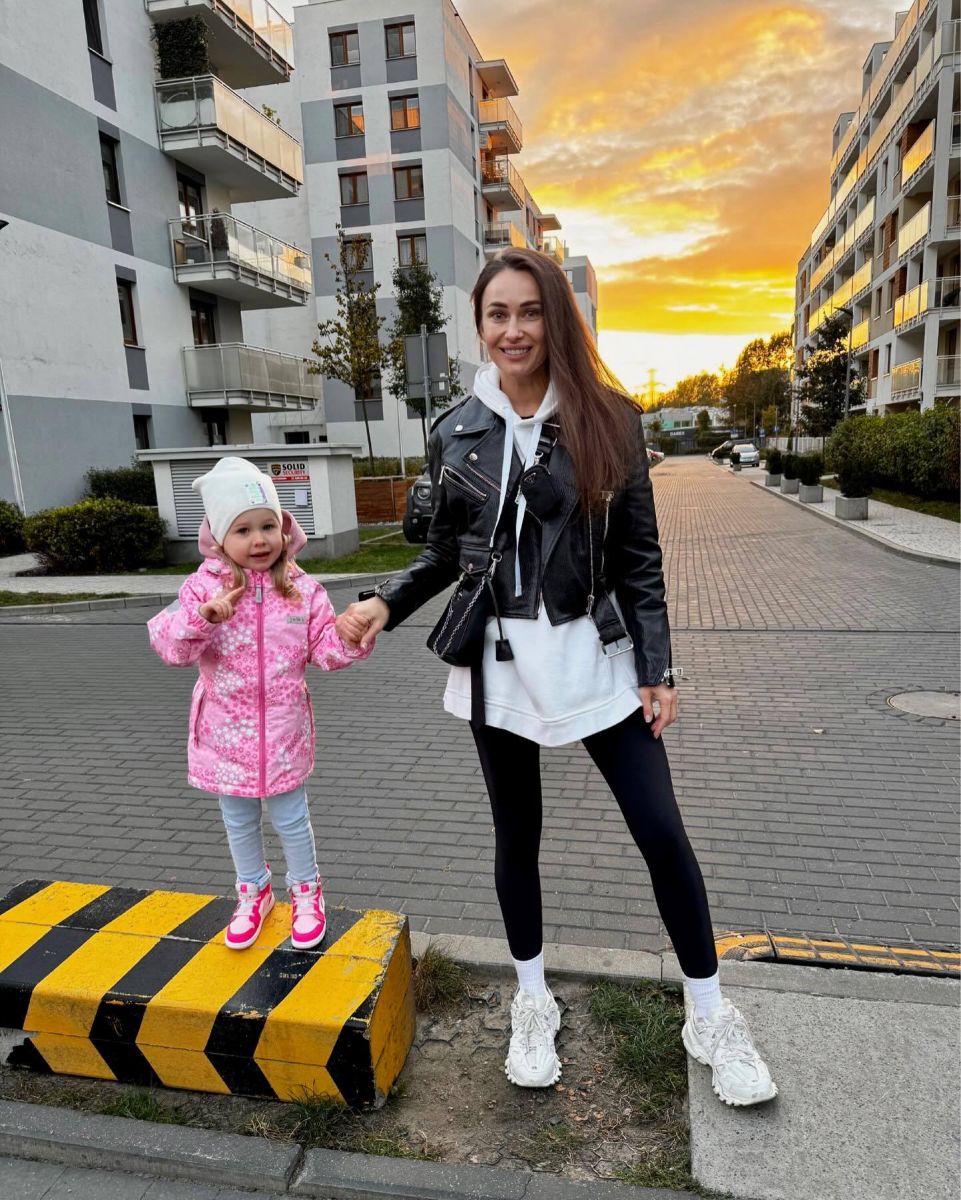 Юлія Леус із донькою Аделіною Юлія Леус із донькою Аделіною1