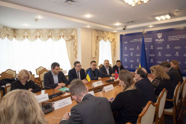 У Комітеті з питань зовнішньої політики та міжпарламентського співробітництва відбулася зустріч з Міністром закордонних справ Норвегії Еспеном Барт Ейде2