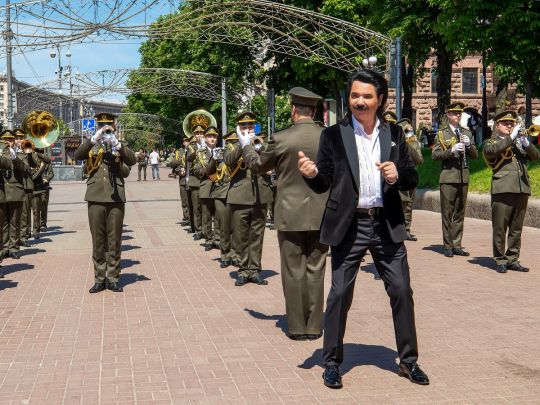 «Ворогів не зміг прощати»: Павло Зібров випустив оновлену версію легендарного хіта0