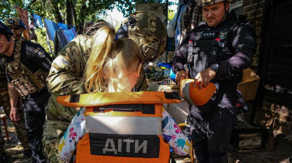 На Донеччині ще у 27 населених пунктах оголошують примусову евакуацію родин із дітьми0