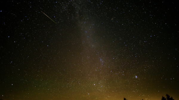 У небі над Україною видно метеоритні дощі Персеїди0