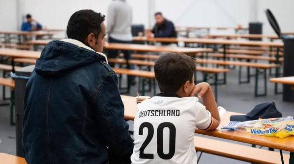 Німеччина скасує статус захисту для сирійських біженців, щоб ті виїхали з країни0