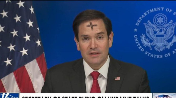 Держсекретар США Рубіо вийшов у прямий ефір з хрестом на лобі0