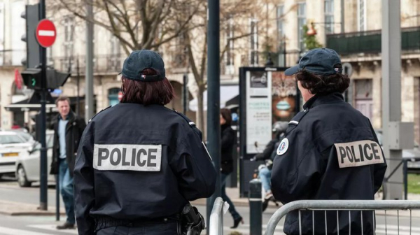 Усім французам роздадуть посібники з виживання в умовах війни0