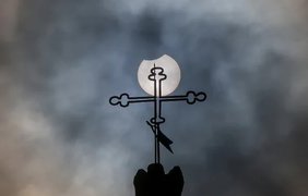 Жителі Європи змогли побачити сонячне затемнення3