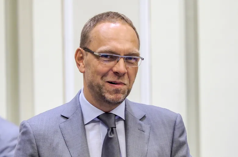 Рада створила тимчасову слідчу комісію щодо корупції в правоохоронних органах і судах Рада створила тимчасову слідчу комісію щодо корупції в правоохоронних органах і судах