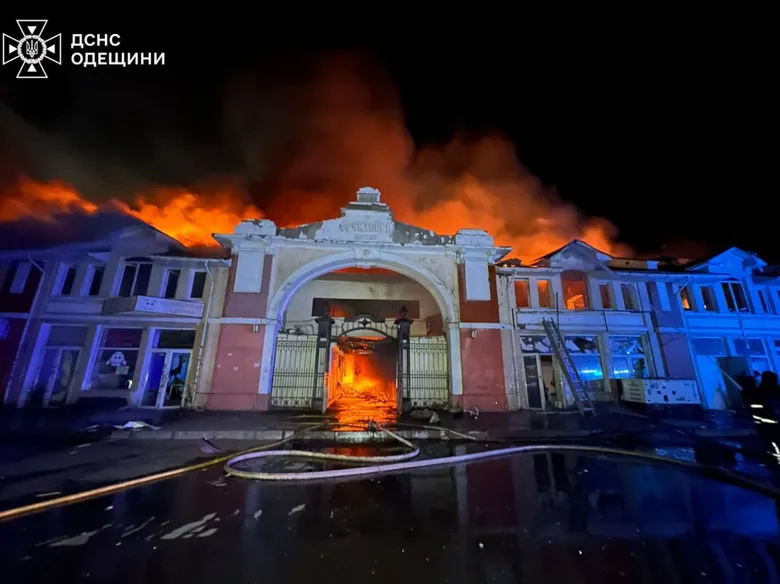 Росія у відповідь на пропозицію припинення вогню вдарила ракетами й сотнею дронів – Зеленський Росія у відповідь на пропозицію припинення вогню вдарила ракетами й сотнею дронів – Зеленський