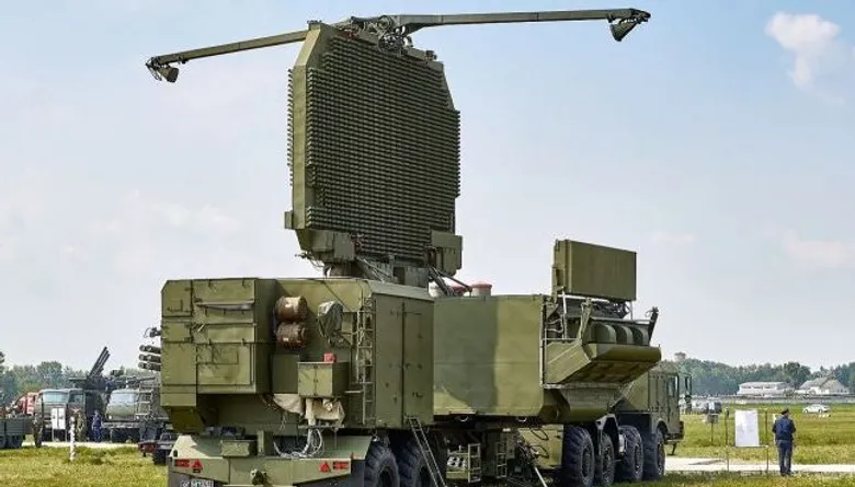 Російський "Тріумф" у Криму "осліп". Розвідка уразила ворожий радар – відео Російський "Тріумф" у Криму "осліп". Розвідка уразила ворожий радар – відео