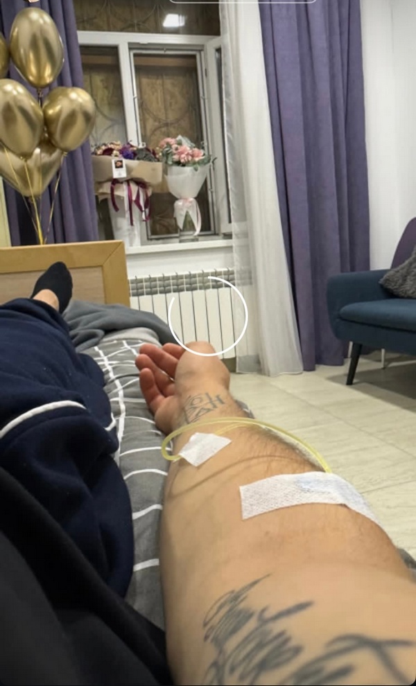 Співак у лікарні 1