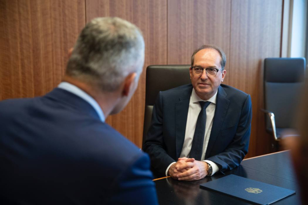 Віталій Кличко обговорив із федеральним міністром внутрішніх справ Німеччини Александером Добріндтом протидію російській агресії3