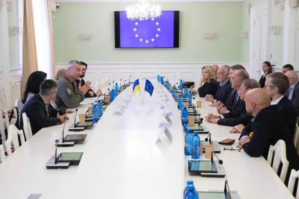 Віталій Кличко зустрівся з делегацією глав парламентських комітетів у європейських справах держав-членів ЄС8
