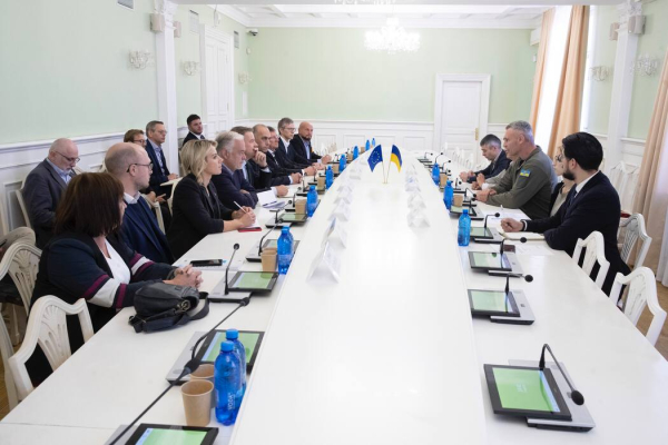 Віталій Кличко зустрівся з делегацією глав парламентських комітетів у європейських справах держав-членів ЄС3
