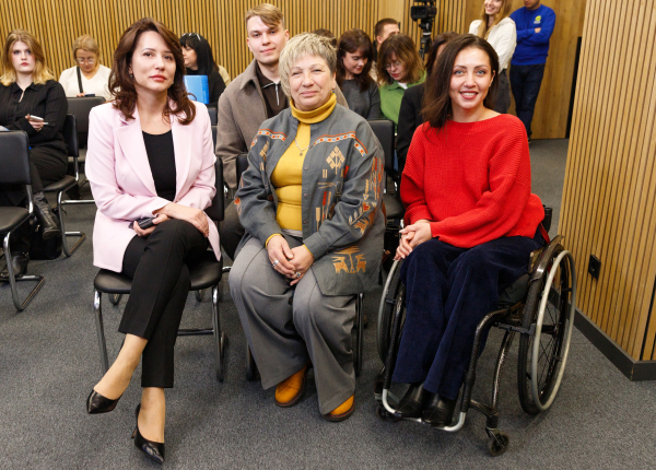 Безбар'єрність – коли можеш легко знайти і зрозуміти інформацію: у Києві презентували результати дослідження доступності інформації міської влади 1