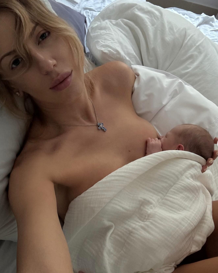 Іменинниця Нікітюк поділилася інтимним сімейним фото1