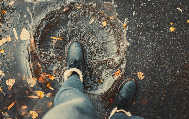 Як швидко висушити взуття без світла за допомогою гаджетів