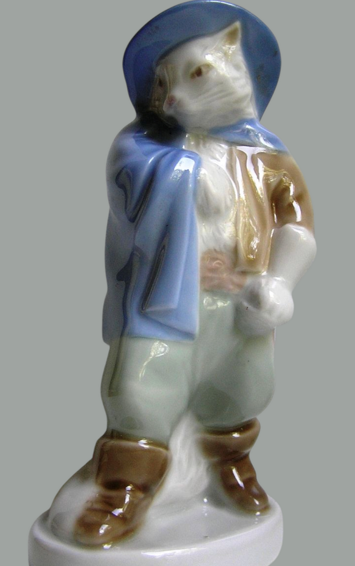 В. Щербина. «Кіт у чоботях». Городницький фарфоровий завод. 19511