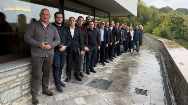 Комітет з питань економічного розвитку під час виїзного засідання у Кам’янці-Подільському обговорив сучасні виклики та інструменти залучення інвестицій, шляхи покращення бізнес-клімату та посилення довіри інвесторів до української економіки3