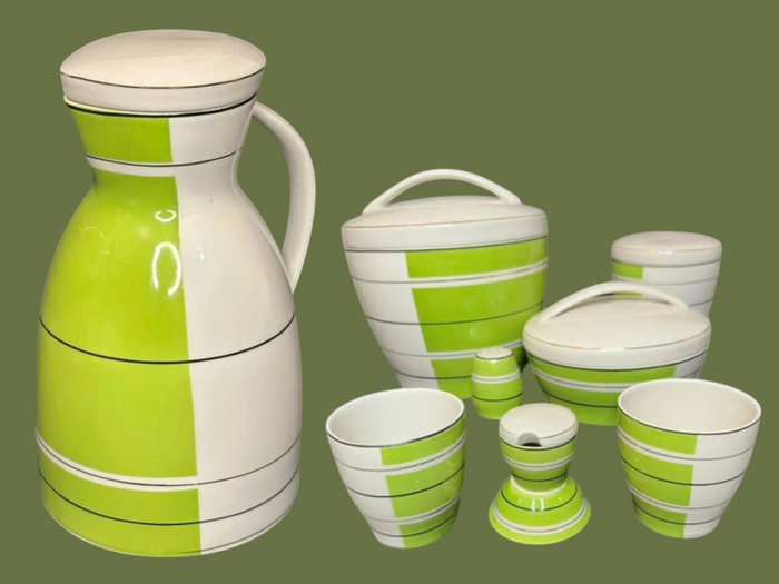 Аркадій та Олександра Архіреєви. Набір для сніданку. Коростенський фарфоровий завод. 1964 р.5