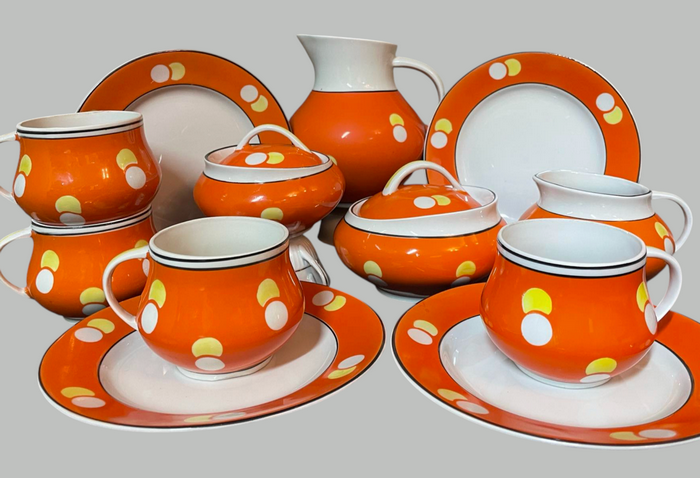 Микола Трегубов, Валентин Жилін. Набір для молока. Коростенський фарфоровий завод. 1972 р.6