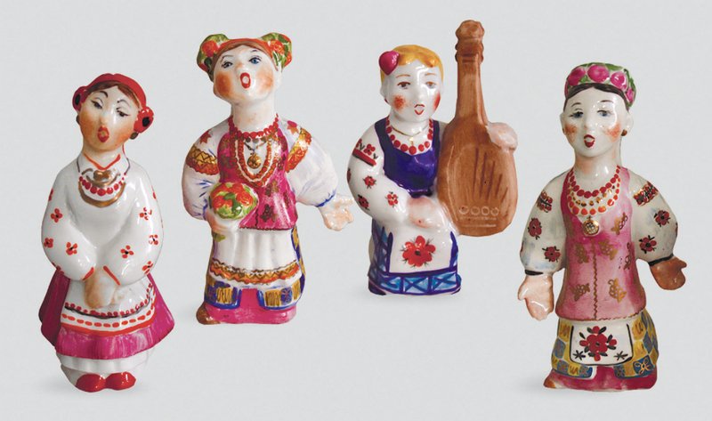 В. Трегубова. Група «Дружки» зі скульптурної композиції «Весілля». Коростенський фарфоровий завод. 19904