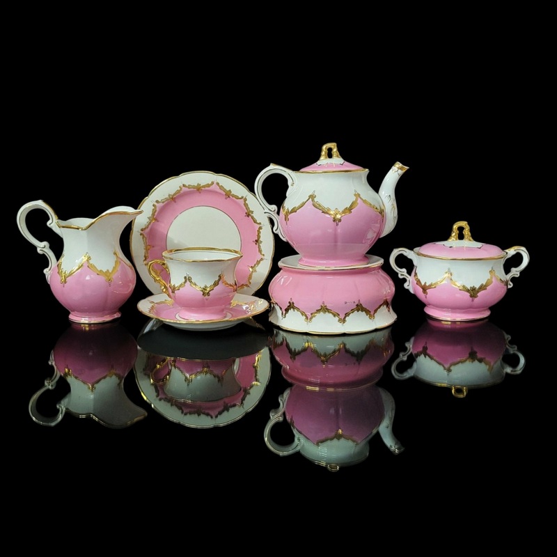 Дмитро Гоч. Чайний сервіз “Бутон”. Баранівський фарфоровий завод. 1950–1960-ті роки2