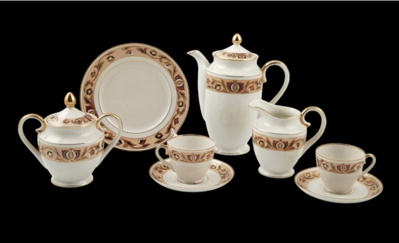 Аркадій Петров. Кавовий сервіз. Баранівський фарфоровий завод, 1957. Національний музей декоративного мистецтва України3