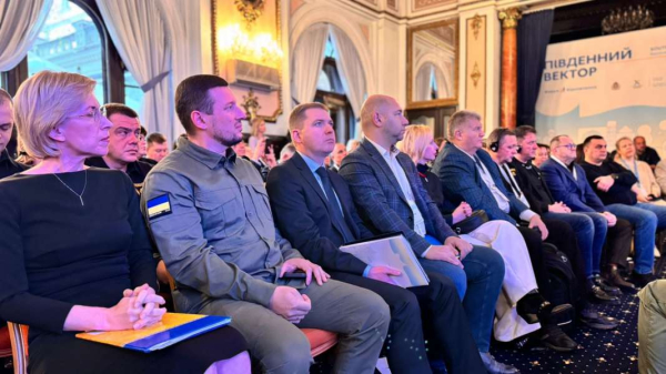 Представники Комітету з питань аграрної та земельної політики взяли участь у Форумі: «Відновимо разом. Південний вектор»0