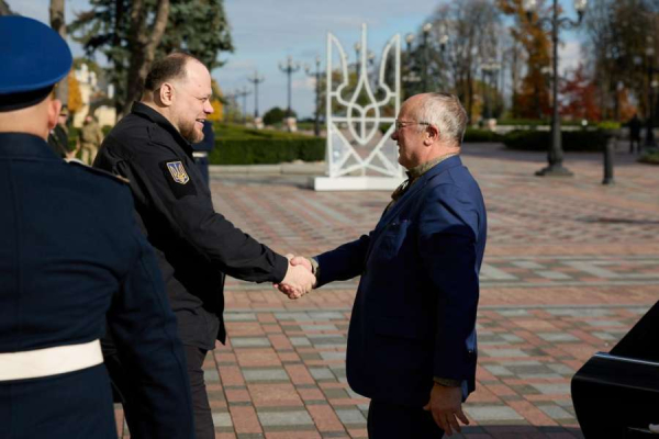 Руслан Стефанчук обговорив зі Спікером Сеймасу Литви Юозасом Олєкасом подальшу співпрацю між Парламентами України та Литви3